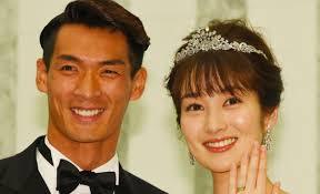 サッカー日本代表の奥さんは美人 モデル出身が多いの 週末世界のfootbool