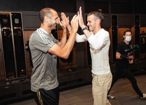 Chiellini & Gareth Bale
