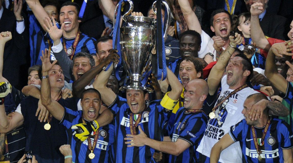 2009-2010UEFAチャンピオンズリーグ優勝のインテルの写真