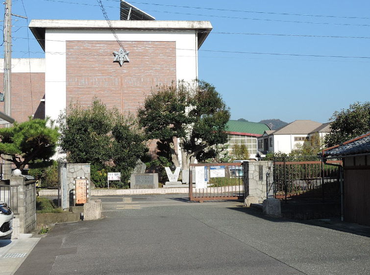 野洲高校の写真