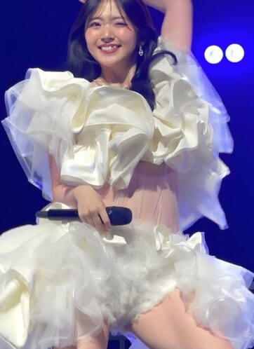 鈴木愛理さんの写真