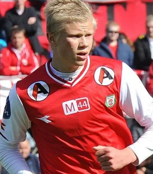 完全版】アーリング・ハーランドの歴代背番号まとめ！クラブ・代表での