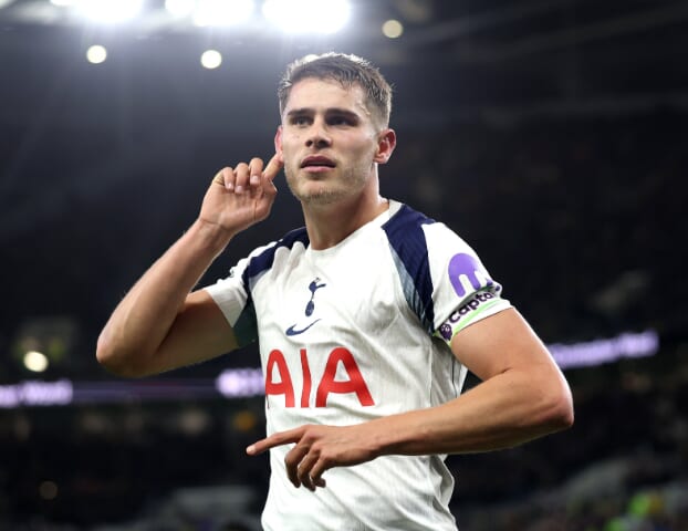 ミッキー・ファン・デ・フェン選手の写真