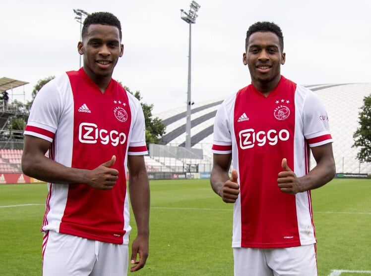 ユリエン選手とクインテン選手の写真