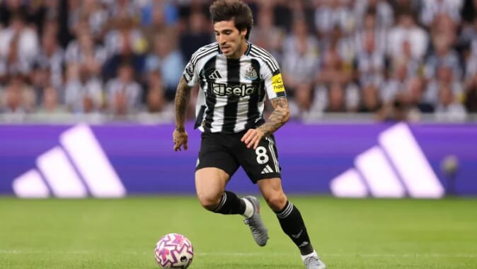 サンドロ・トナーリ選手の写真